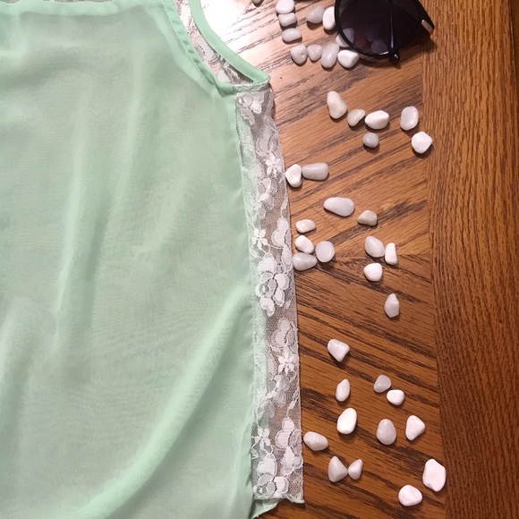 Candie’s Sheer & Lace Button Up Tie Front Sz XS - Picture 7 of 10